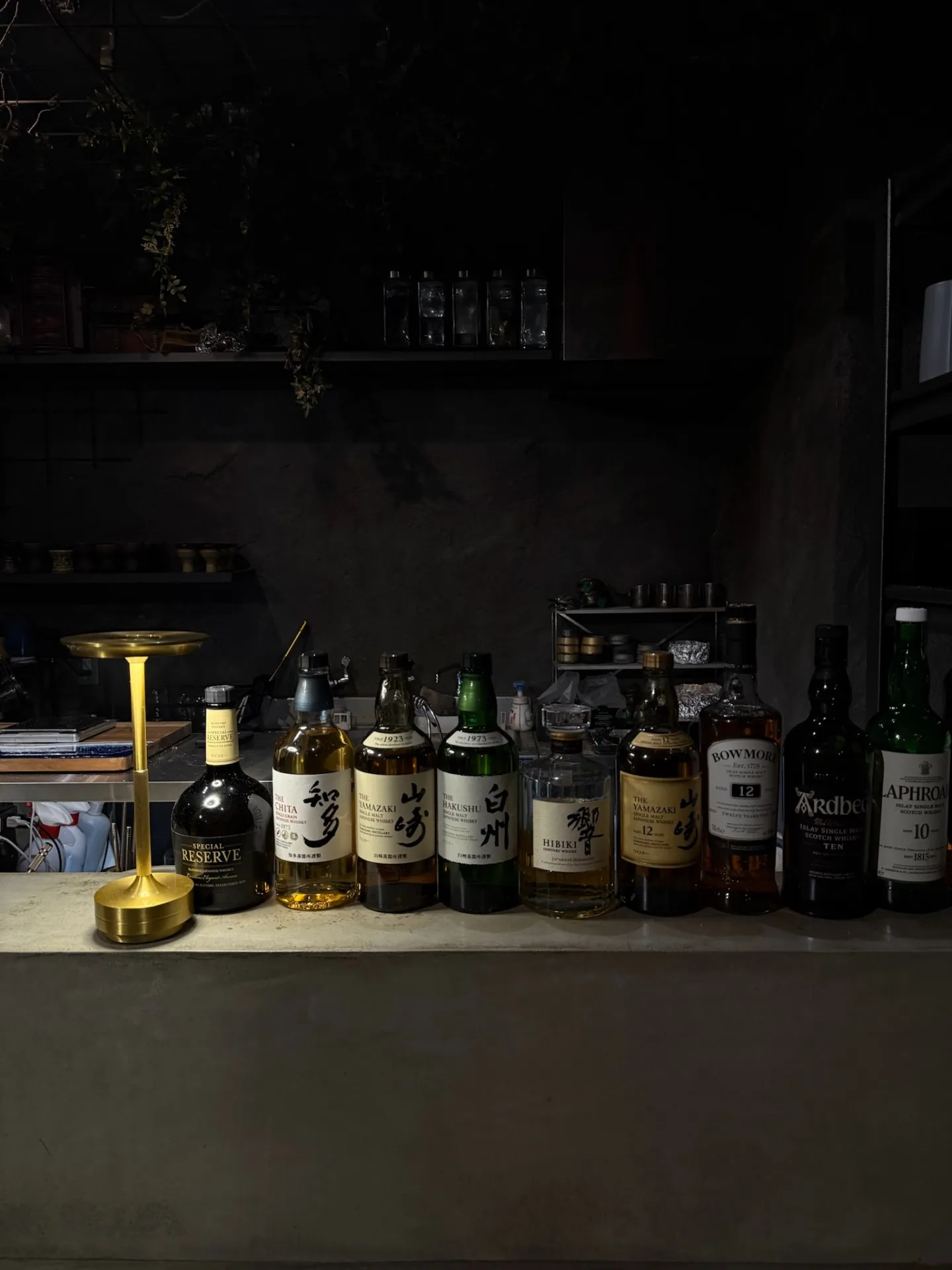 心斎橋シーシャの隠れ家で世界のウイスキーを堪能
